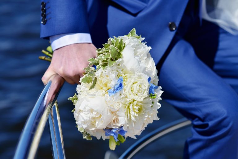Wedding couple with bouquet